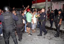 El ruso Alexei Makeev reingresó hoy al hospital un día después de ser recluido en prisión acusado de matar a un joven cuando una muchedumbre intentó lincharlo el 19 de mayo en el balneario mexicano de Cancún, informaron fuentes médicas.