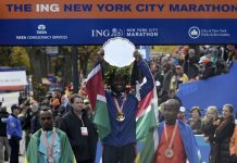 Los kenianos dominan un maratón marcado por la memoria de Boston y "Sandy"