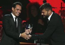 Marc Anthony y Jennifer López deslumbran de la mano en los Grammy Latino