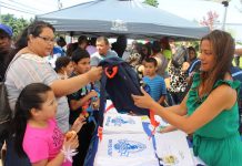 Legisladora Mónica Martínez celebró con éxito el evento “Back to School Block Party” donde fueron entregados más de 800 paquetes escolares