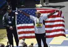 El estadounidense Meb Keflezighi gana la maratón de Boston