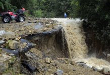 Lanzan campaña en área triestatal para ayudar a los afectados por huracanes en México