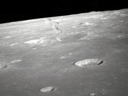 EE.UU. "listo para liderar" nueva era espacial, según el director de la NASA