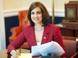 El debate sobre los monumentos llega a la estatua de Colón en Nueva York Nicole Malliotakis