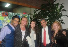 Bomba, Plena y Poesía con Antonio Vargas Antonio Vargas, Rebeca Sheehan de Molina, Leyla de Molina, Carlos de Molina y su madre quien fuera la primera bailarina del Ballet Nacional Español de Puerto Rico Mirna Gloria de la Cámara quien es hermana del recio actor Carlos Cámara quien visito Nueva York para las fiestas y quiso disfrutar el estupendo musical con su familia. (Foto MFS)