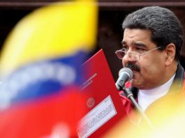 Exigen a Nicolás Maduro suspender Constituyente Fotografía cedida por la Oficina de Prensa del Palacio de Miraflores, del presidente de Venezuela, Nicolás Maduro Moros