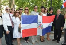 Parte de los asistentes al acto en el el Heighbridge Park en Manhattan, con motivo de los 106 años de celebración del natalicio del Profesor Juan Bosch. (Foto: Juan –Johnny