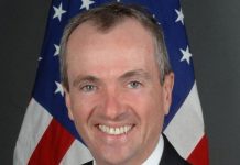 PHIL MURPHY: candidato a la gobernación de New Jersey: ojalá si ganara anule la absurda exoneración tributaria que hizo Chris Christie para favorecer a Donald Trump por $25 millones.