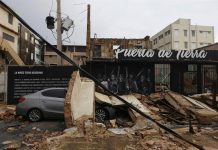Organización TECHO y Residente trabajan en reconstruir viviendas en Puerto Rico Un grupo de destacados artistas locales e internacionales, como Luis Fonsi y Juan Luis Guerra, se han unido a participar de varias canciones, entre ellas, "Isla bendita". (foto twitter #islabonita)