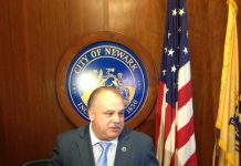 Luis Quintana, primer alcalde latino de la ciudad de Newark en Nueva Jersey