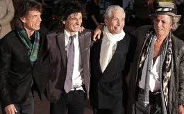 HBO emitirá un documental sobre los Rolling Stones por su 50 aniversario Los Rolling Stones volvieron por la puerta grande a Estados Unidos en el primero de sus conciertos en Nueva York, donde el nuevo Barclays Center de Brooklyn se llenó para vibrar con la energía y el sonido de la veterana banda británica.