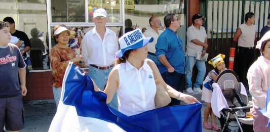 Los 190.000 salvadoreños en Estados Unidos amparados en el Estatus de Protección Temporal (TPS) conocerán en enero de 2018 su futuro migratorio