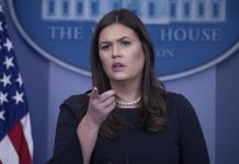 Sanders ha respondido a repetidas preguntas sobre los tweets de Donald Trump con motivo de la manifestación de los jugadores de la NFL durante la interpretación del himno nacional.