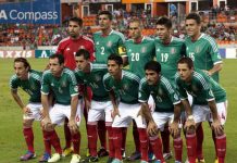 Invicta selección de fútbol de México enfrenta a Jamaica mañana México podría alinear con: Jesús Corona; Francisco Rodríguez, Héctor Moreno, Jorge Torres Nilo, Carlos Salcido; Fernando Arce, Marco Fabián, Andrés Guardado, Giovani dos Santos; Javier Hernández y Aldo de Nigris.