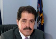 Senadores de Nueva York piden a Cuomo que mantenga la presión fiscal a las rentas altas