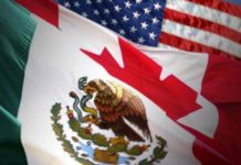 Estados Unidos, México y Canadá inician esta semana las conversaciones para renegociar el polémico Tratado Libre Comercio de Norteamérica (TLCAN), al que el presidente Donald Trump se ha referido repetidamente como un "desastre". (foto archivo)