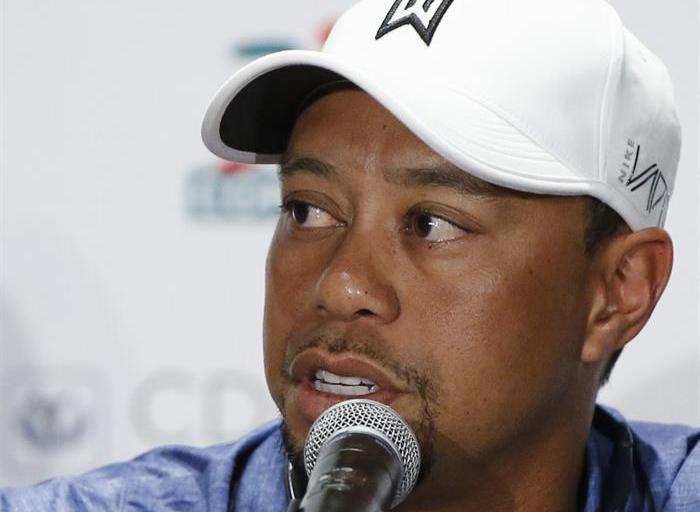 Fotografía de archivo del 20 de octubre de 2015 del golfista estadounidense Tiger Woods hablando durante una rueda de prensa en Ciudad de México.