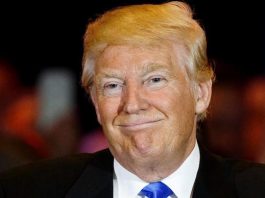 Trump corteja a negros y latinos para librarse de la etiqueta de "racista"