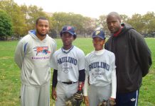 Los jugadores Justin Sierra y Henri Velasquez han tenido brillante actuación para los Vaqueros. En los extremos los dirigentes Valentín y Junior Sierra.