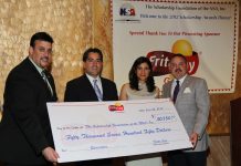 Empresarios Hispanos premian y defienden la educación