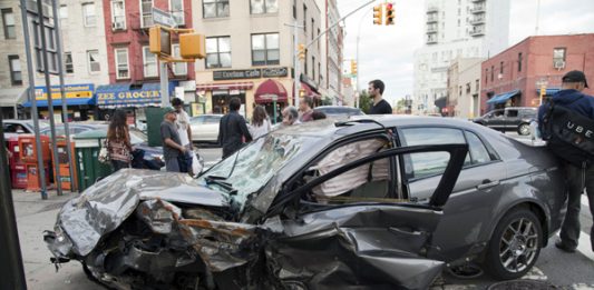 OCHENTICINCO por ciento de las muertes y lesiones graves ocurren en momentos o lugares donde la ley prohíbe el uso de cámaras de velocidad para disuadir el exceso de velocidad.