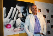 Víctor Manuelle con los ojos puestos en el público joven para lograr el rescate de la salsa