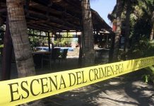 Detienen menor de edad implicado en violación de seis españolas en México Las autoridades mexicanas detuvieron hoy a un menor de edad implicado en la violación de seis mujeres españolas en el puerto de Acapulco el 4 de febrero pasado, el único que aún se encontraba prófugo tras la detención de otros seis presuntos responsables.