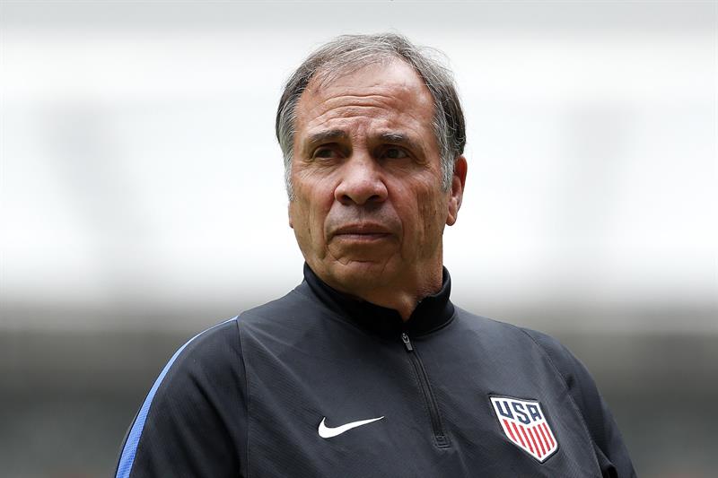 Bruce Arena, seleccionador de Estados Unidos.