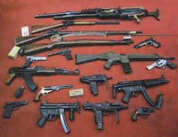 Policías piden endurecer venta armas para evitar masacres como la de Colorado