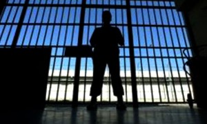 La fiscal&iacute;a del distrito de Manhattan inform&oacute; de que Isaac Dur&aacute;n Infante fue condenado hoy a cumplir un m&iacute;nimo de 25 a&ntilde;os en prisi&oacute;n y un m&aacute;ximo de cadena perpetua por el asesinato de su hijo de cuatro a&ntilde;os y de la madre del menor.