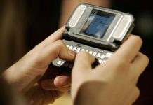 Los mensajes de texto vía teléfono móvil estimulan la franqueza