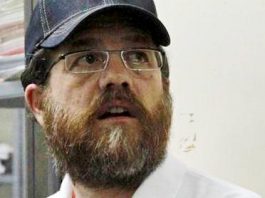 Legislador estadounidense preocupado por caso de compatriota preso en Bolivia