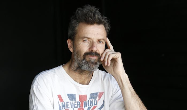 Pau Don&eacute;s, l&iacute;der de la banda "Jarabe de Palo", asegur&oacute; que se siete bien de salud y que el c&aacute;ncer en su vida "est&aacute; siendo como una an&eacute;cdota m&aacute;s. (foto archivo)
