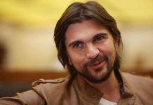 Libro autobiográfico de Juanes llega al mercado El primer libro autobiográfico del cantautor colombiano Juanes llega el martes al mercado en inglés y en español, simultáneamente, para desvelar aspectos íntimos de la vida de este artista, que ha vendido más de dieciséis millones de discos.