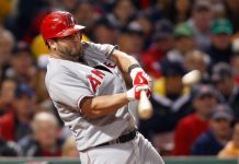 Napoli aprovechó el desplome del "bullpen" de los Cardenales
