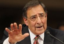 El secretario de Defensa de EE.UU., Leon Panetta, se mostró hoy "muy preocupado" por la posibilidad de que el presidente de Siria, Bachar al Asad, ordene el uso de armas químicas y advirtió de que, si lo hace, "habrá consecuencias".