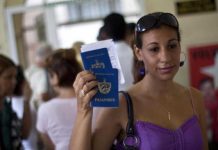 Reforma migratoria cubana no causaría migración masiva, según analistas