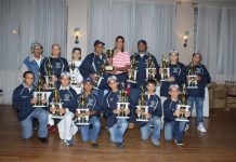 CAMPEONES DIVISION BAMBINO Los Raiders de Peggy Guzmán, conquistó el título de campeón en la division de 4-6 años en la Liga Rolando Paulino. (Foto Martín Zapata).
