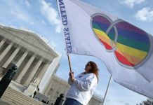 El matrimonio gay, historia de amor y desamor entre los Estados y el Gobierno El matrimonio entre personas del mismo sexo en Estados Unidos ha sido una larga historia de encuentros y desencuentros entre la ley federal y los Estados.