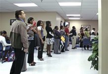 El índice de desempleo en EEUU se mantuvo en el 8,2 % durante junio