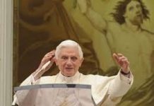 El Vaticano define "falso y ridículo" documento publicado sobre caso Orlandi Vaticano tachó de "falso y ridículo" el documento filtrado supuestamente desde la Santa Sede.