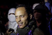 Óscar Pérez, el inspector del Cuerpo de Investigaciones, Científicas, Penales y Criminalísticas (Cicpc) que se rebeló en contra del gobierno nacional, participa en una manifestación