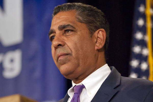 Adriano Espaillat