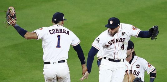 Los Astros ganan 5-3 a los Dodgers de Los Angeles en el Tercer Partido de la Serie Mundial que ahora dominan por 2-1 al mejor de siete.