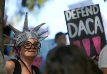 Último llamado para que los "soñadores" renueven con urgencia su DACA Último llamado para que los "soñadores" renueven con urgencia su DACA