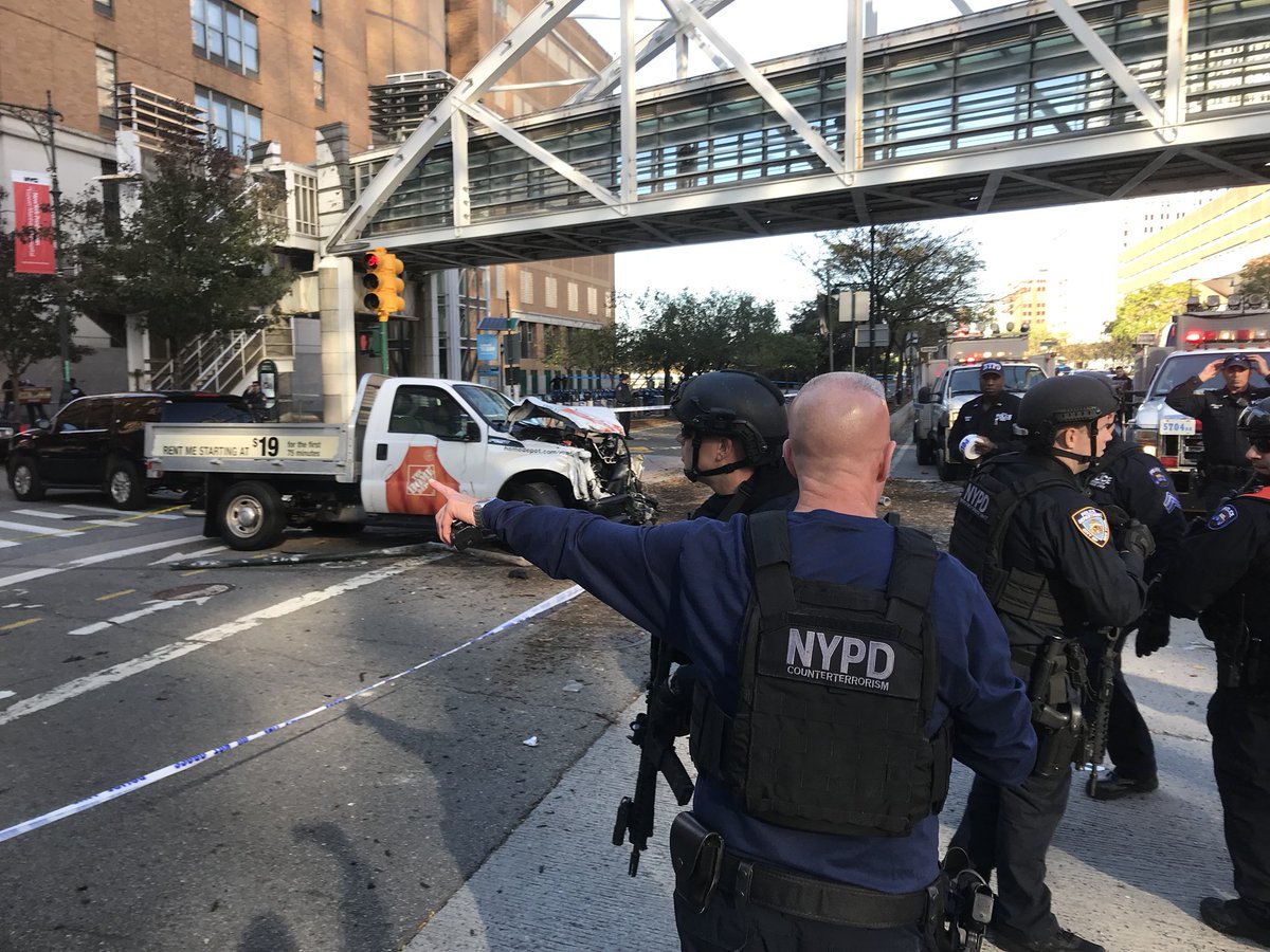 atropello múltiple que hoy dejó al menos seis muertos en el centro de Manhattan
