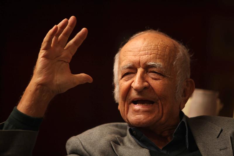 Fernando De Szyszlo falleci&oacute; a los 92 a&ntilde;os junto a su esposa, Liliana Y&aacute;bar, de 96 a&ntilde;os, en un aparente accidente dom&eacute;stico.