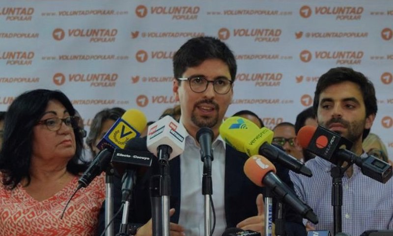 el coordinador nacional de la formaci&oacute;n, el diputado Freddy Guevara.