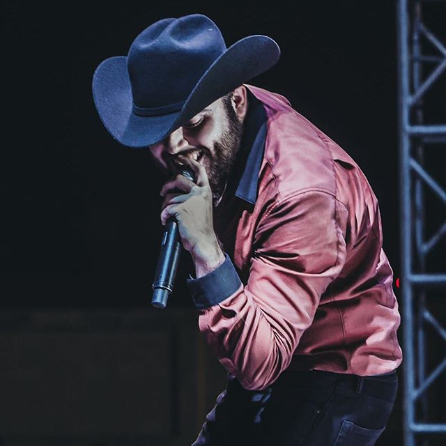 Gerardo Ortiz, uno de los favoritos a los Premios de la Radio 2017. (foto web oficial Gerardo Ortiz)