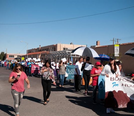Un gran porcentaje de indocumentados que viven en frontera sufren trastorno mental Casi uno de cada cuatro inmigrantes indocumentados que viven del lado estadounidense de la frontera con México sufren algún tipo de trastorno mental.